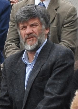 Photo of Cristóbal Holzapfel