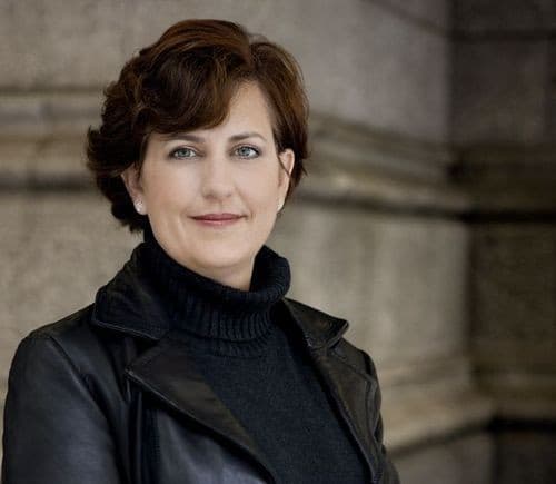 Photo of Allison Brennan