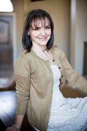 Photo of Rachel Gibson