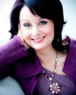 Photo of Marian Keyes