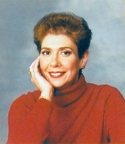 Photo of Andrea Kane
