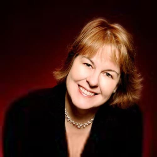 Photo of Christina Skye