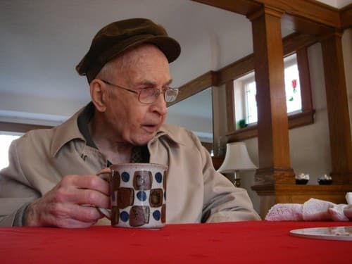 Photo of Raymond Souster