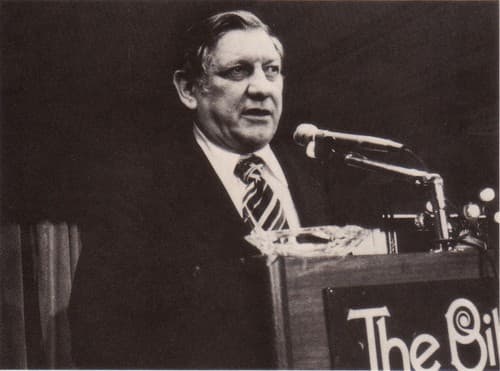 Photo of Robert L. Fish