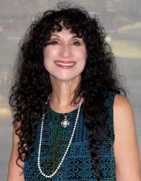 Photo of Diane Ackerman