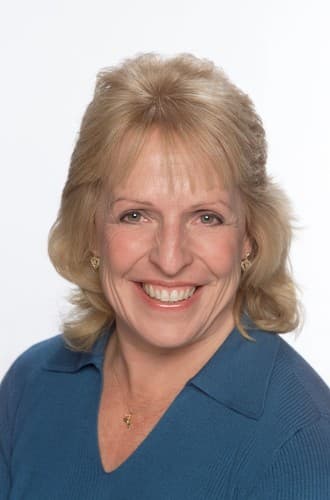 Photo of Ellen Hopkins