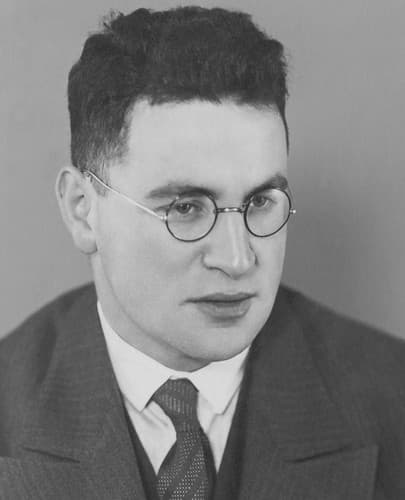 Photo of Otto Kirchheimer