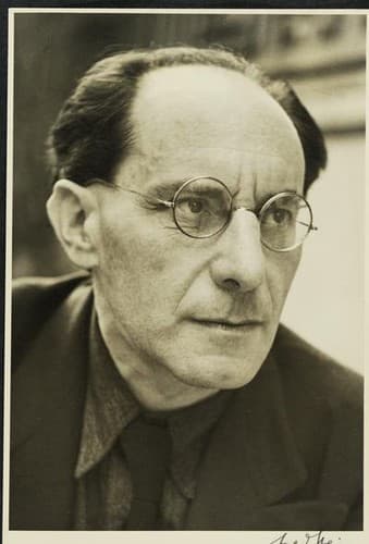 Photo of Max Raphael