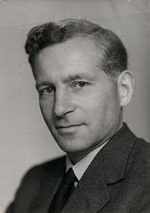 Photo of Owen Chadwick