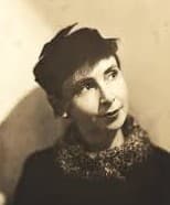 Photo of Peggy Bacon