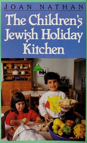 Cover image for The children's Jewish holiday kitchen