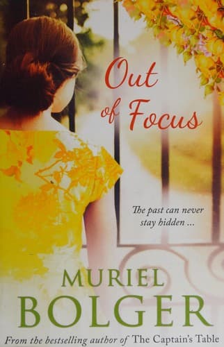 Cover image for Out of focus