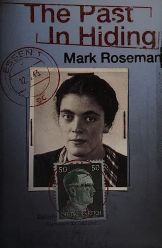Cover image for The past in hiding