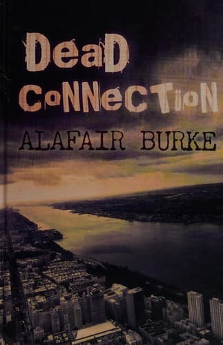 Cover image for Dead Connection (Ellie Hatcher, #1)