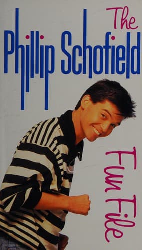 Cover image for Phillip Schofield Fun File