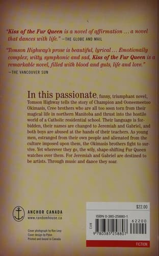 Cover image for Kiss of the fur queen