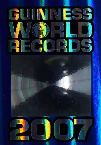 Cover image for Guinness world records 2007