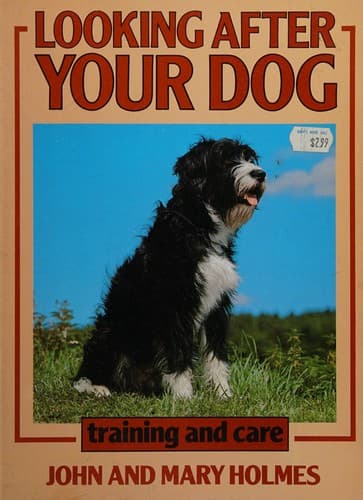 Cover image for Looking after your dog