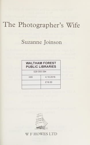 Cover image for The photographer's wife