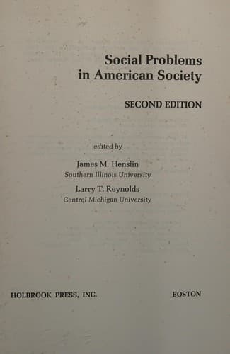Cover image for Social problems in American society