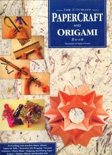 Cover image for The ultimate papercraft and origami book