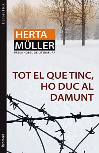 Cover image for Tot el que tinc, ho duc al damunt