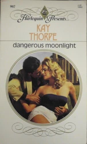 Cover image for Dangerous Moonlight