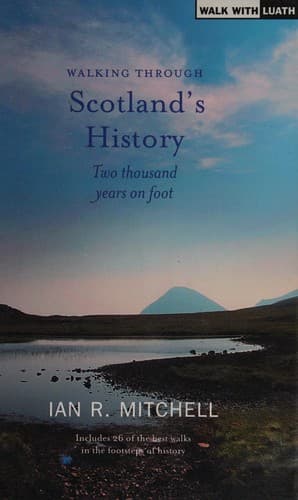 Cover image for Walking through Scotland's history