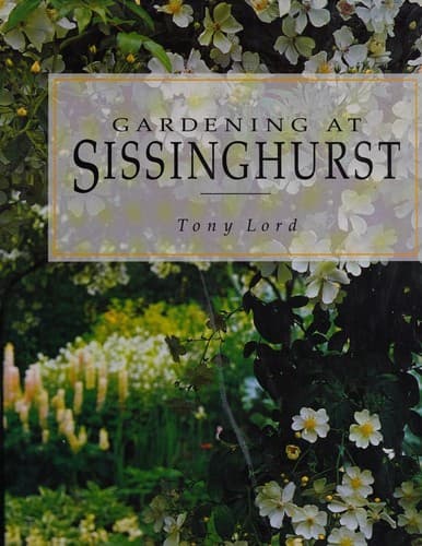 Cover image for Gardening at Sissinghurst