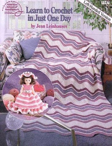 Cover image for Learn to crochet in just one day.