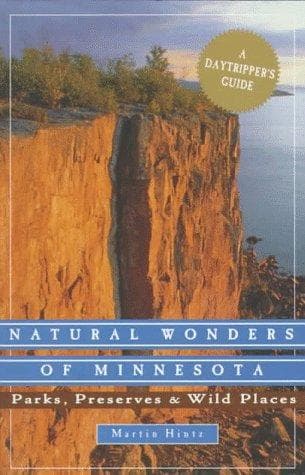 Cover image for Natural wonders of Minnesota
