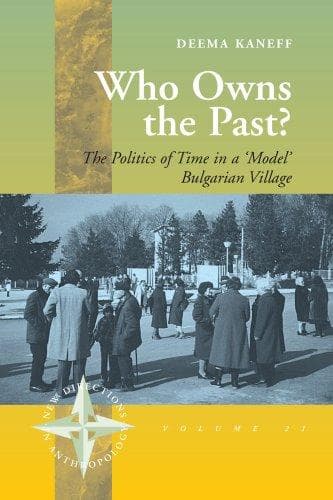 Cover image for Who Owns the Past?