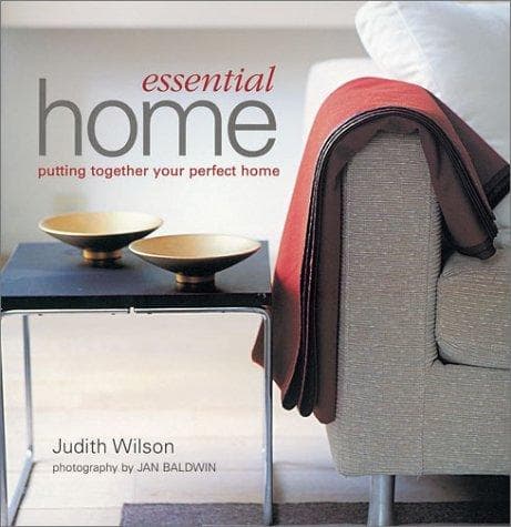 Cover image for Essential Home