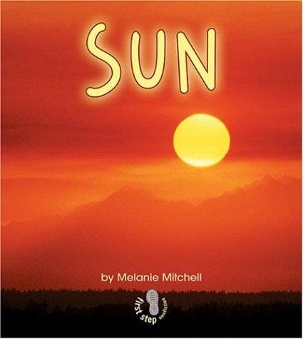 Cover image for Sun (First Step Nonfiction)