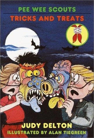 Cover image for Tricks and Treats (Pee Wee Scouts)