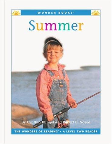 Cover image for Summer (Wonder Books Level 2 Seasons)