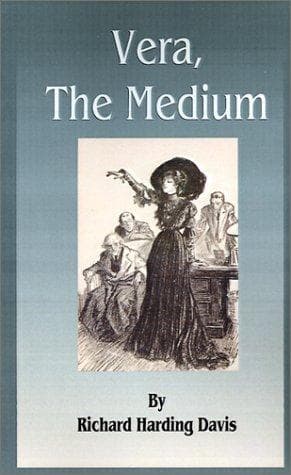 Cover image for Vera the Medium
