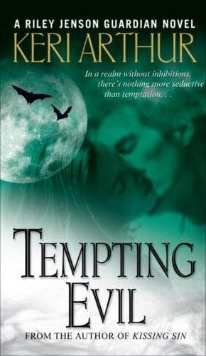 Cover image for Tempting Evil (Riley Jensen, Guardian, Book 3)