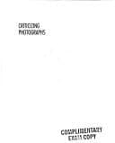Cover image for Criticizing photographs
