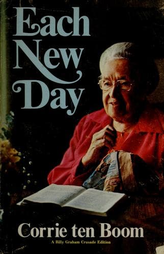 Cover image for Each new day