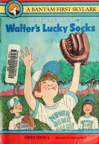 Cover image for Walter's Lucky Socks (Never Sink Nine, Book 1)
