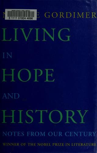 Cover image for Living in hope and history