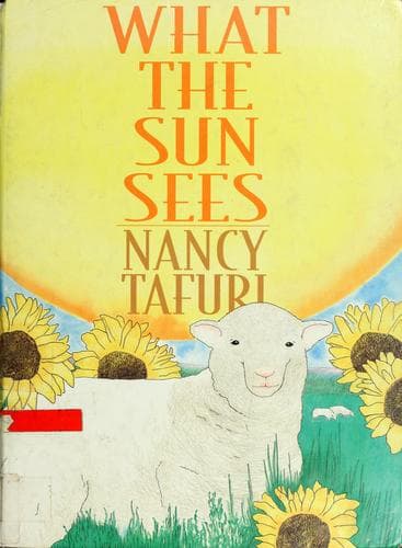 Cover image for What the sun sees ; what the moon sees