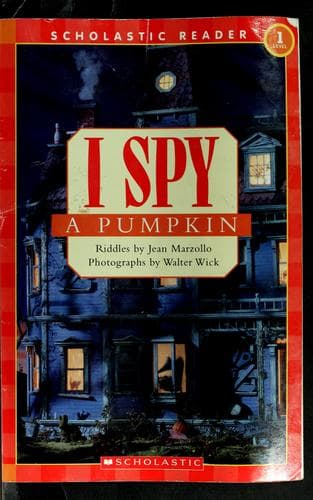 Cover image for I Spy A Pumpkin