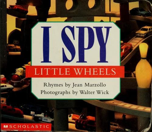 Cover image for I spy little wheels
