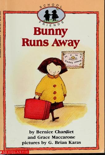Cover image for Bunny runs away