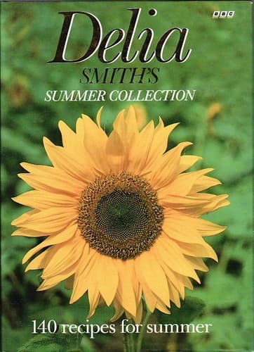 Cover image for Delia Smith's Summer Collection