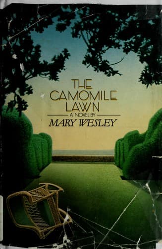 Cover image for The camomile lawn