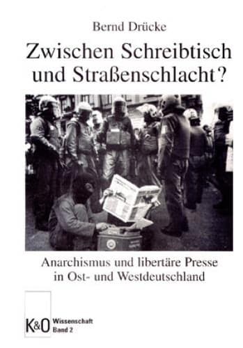 Zwischen Schreibtisch und Straßenschlacht?