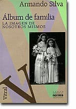 Cover image for Albun de Familia
